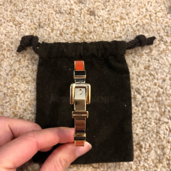 Michael Kors buckle gold and orange bracelet - Picture 1 of 7